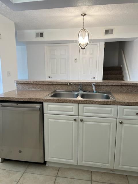 8285 Severn Drive, Unit B Boca Raton, FL 33433 - Photo 8 of 23 IMG_2905