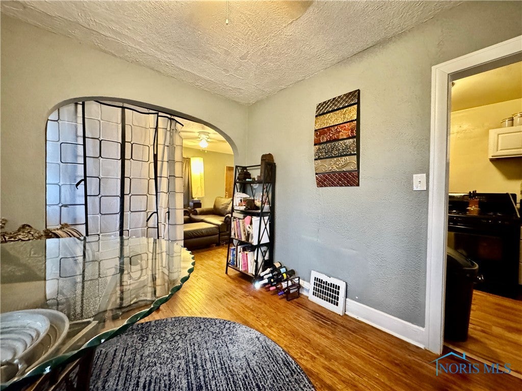 1934 Farnham Road Toledo, OH 43607 - Photo 17 of 26 Gallery Image 17