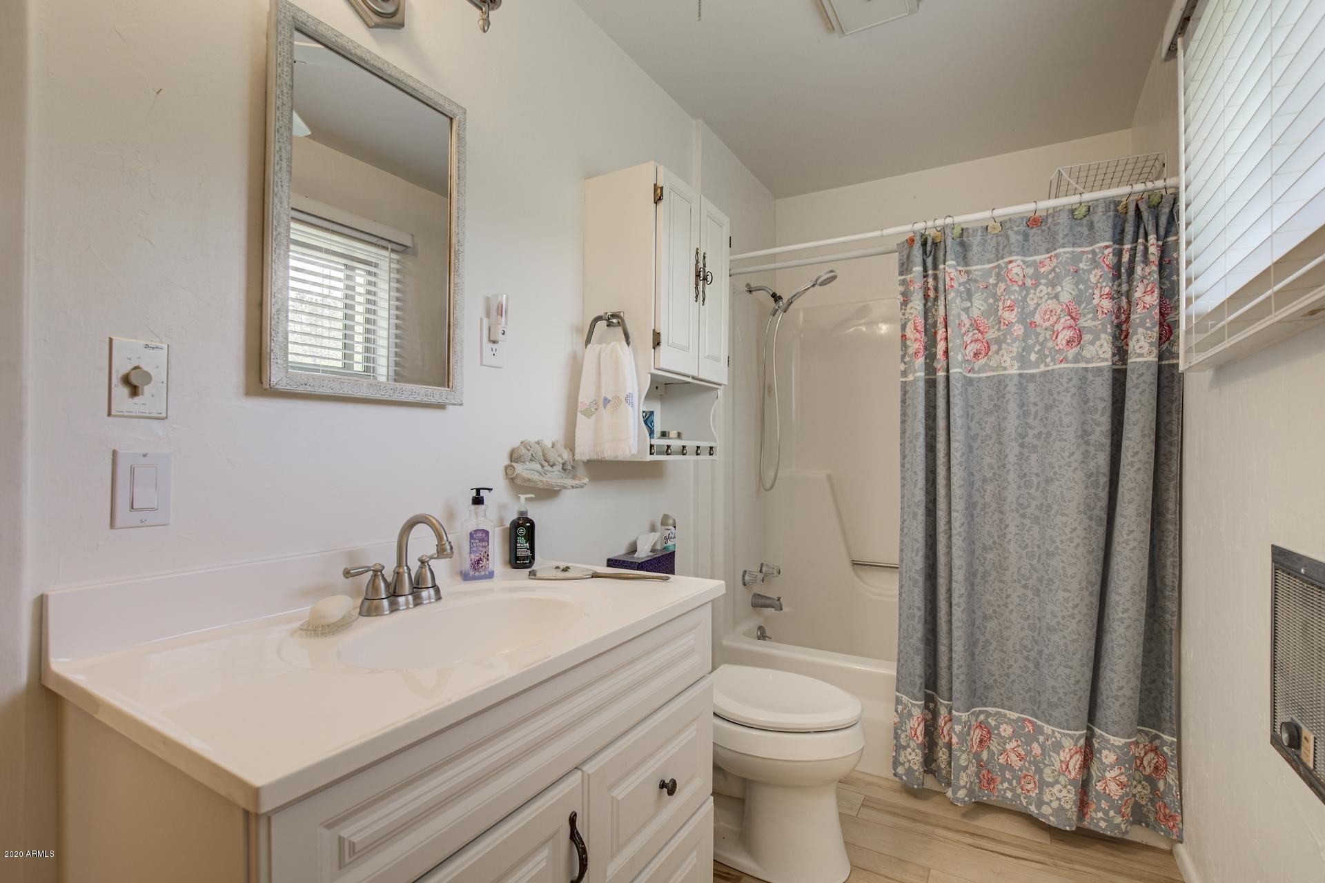 137 North Roper Lane Payson, AZ 85541 - Photo 35 of 61 Bathroom #2
