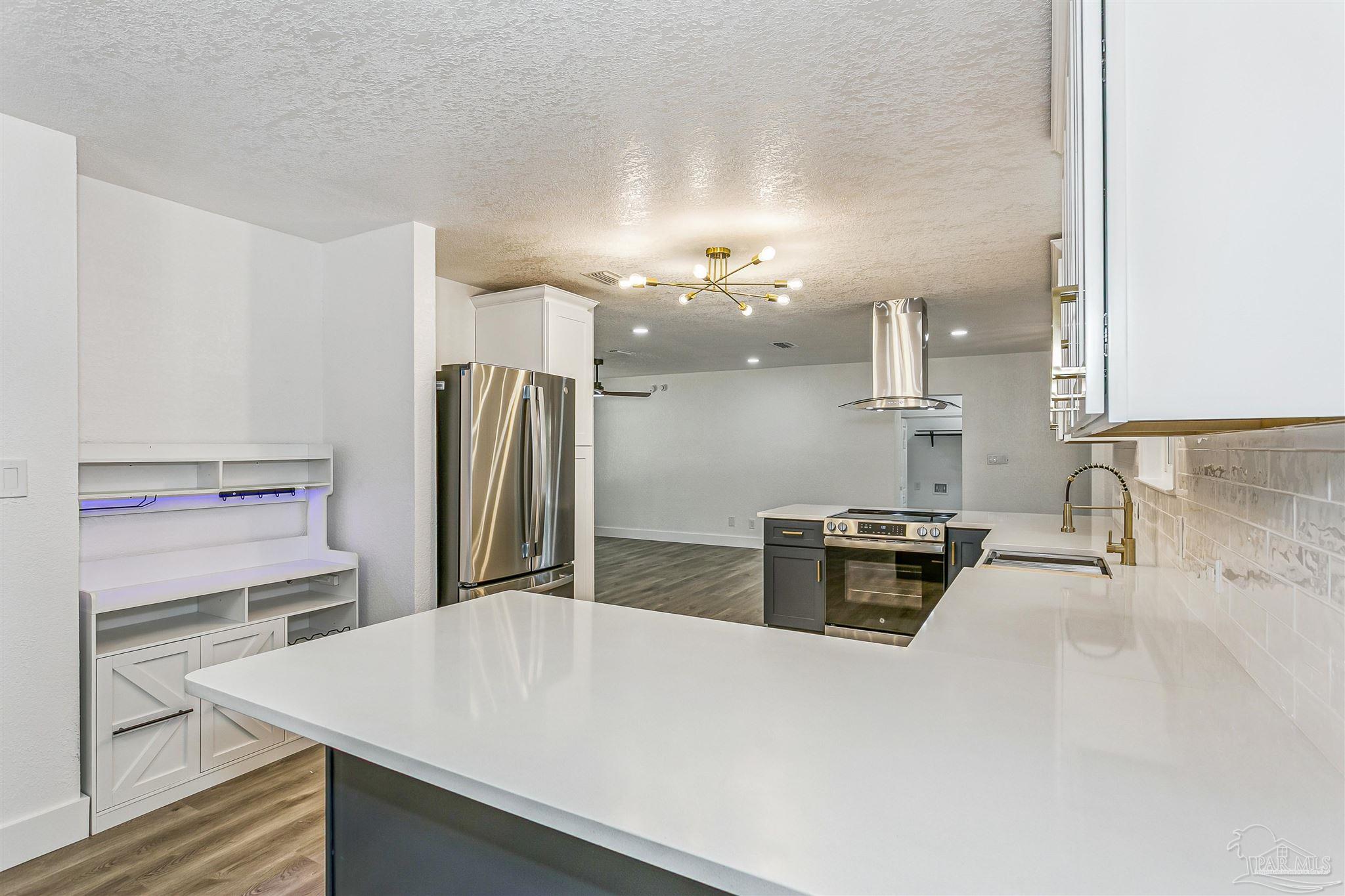 6441 Aspen Street Milton, FL 32570 - Photo 13 of 38