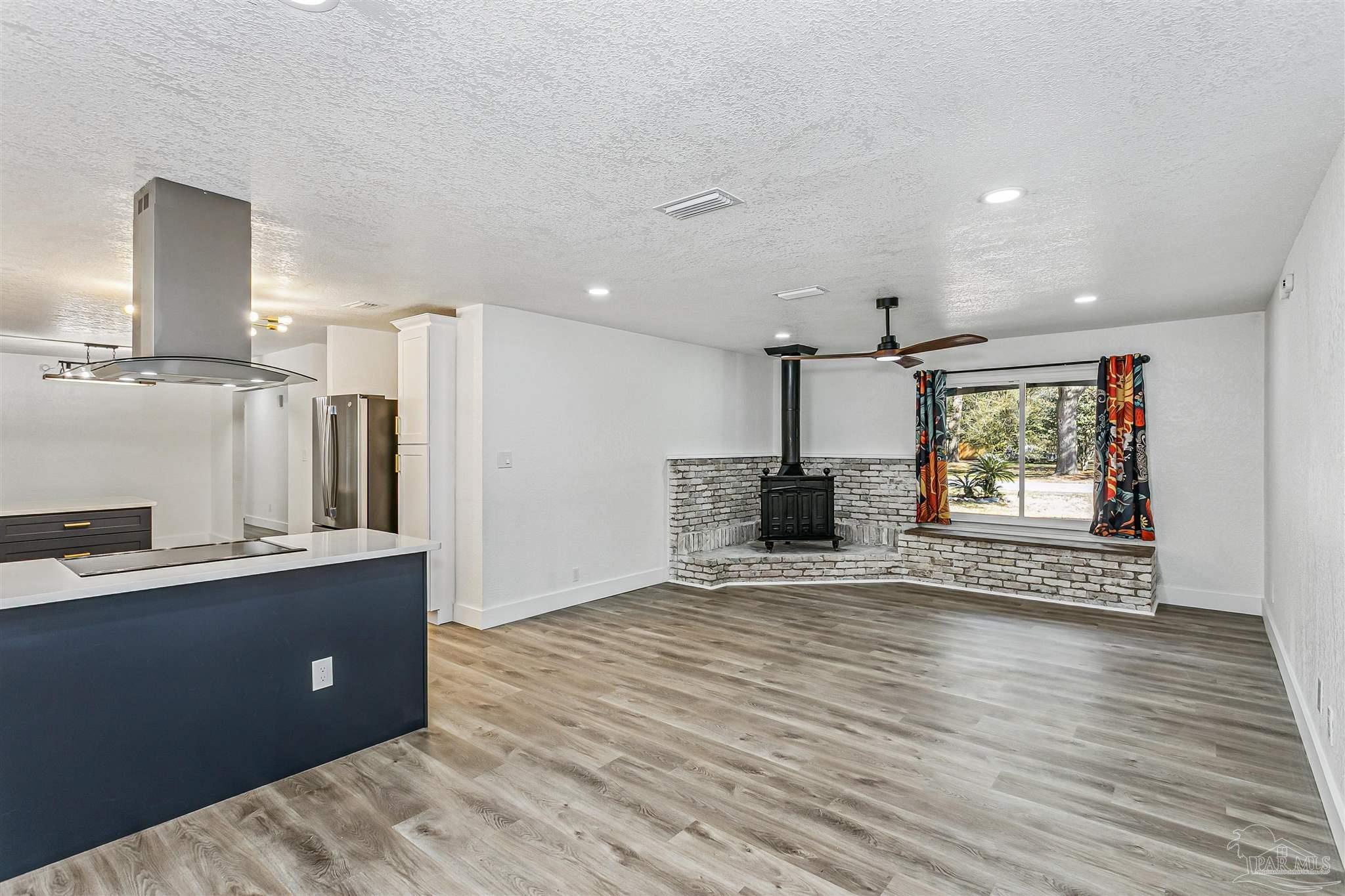 6441 Aspen Street Milton, FL 32570 - Photo 17 of 38