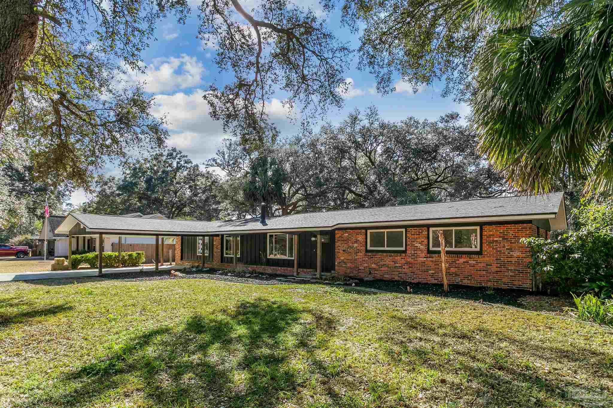 6441 Aspen Street Milton, FL 32570 - Photo 4 of 38