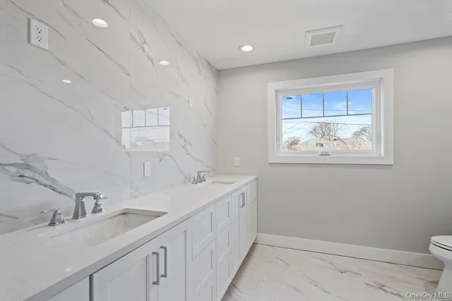 $1,328,000 | 56 Seitz Drive, Bethpage, NY 11714