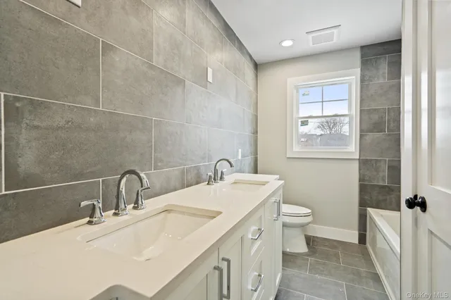 $1,328,000 | 56 Seitz Drive, Bethpage, NY 11714