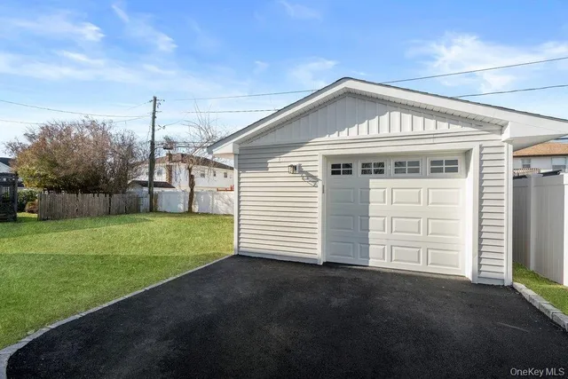 $1,328,000 | 56 Seitz Drive, Bethpage, NY 11714