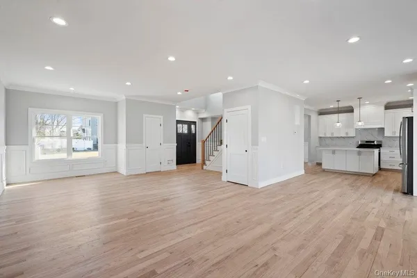 $1,298,000 | 56 Seitz Drive, Bethpage, NY 11714