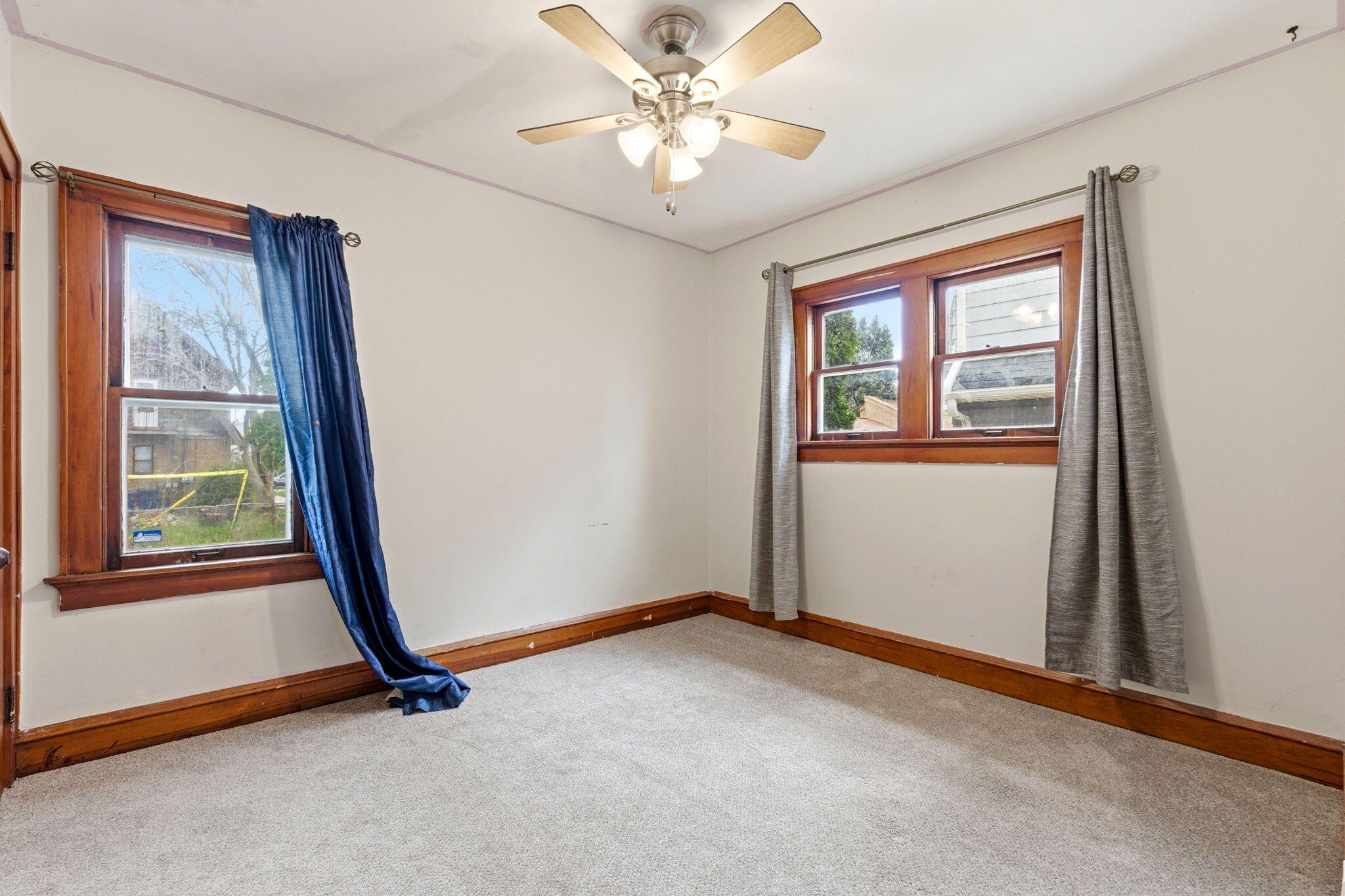 2909 North 55th Street Milwaukee, WI 53210 - Photo 15 of 31 First Level Bedroom