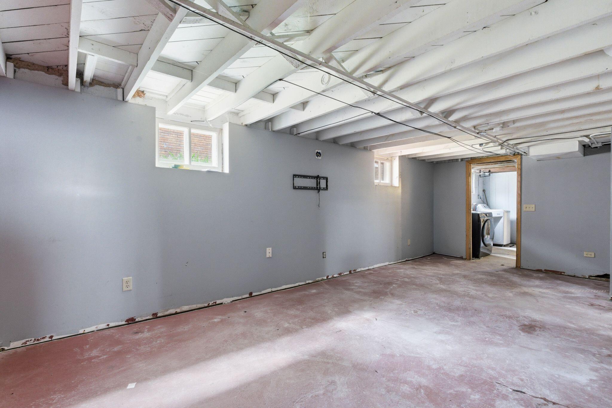2909 North 55th Street Milwaukee, WI 53210 - Photo 28 of 31 Basement
