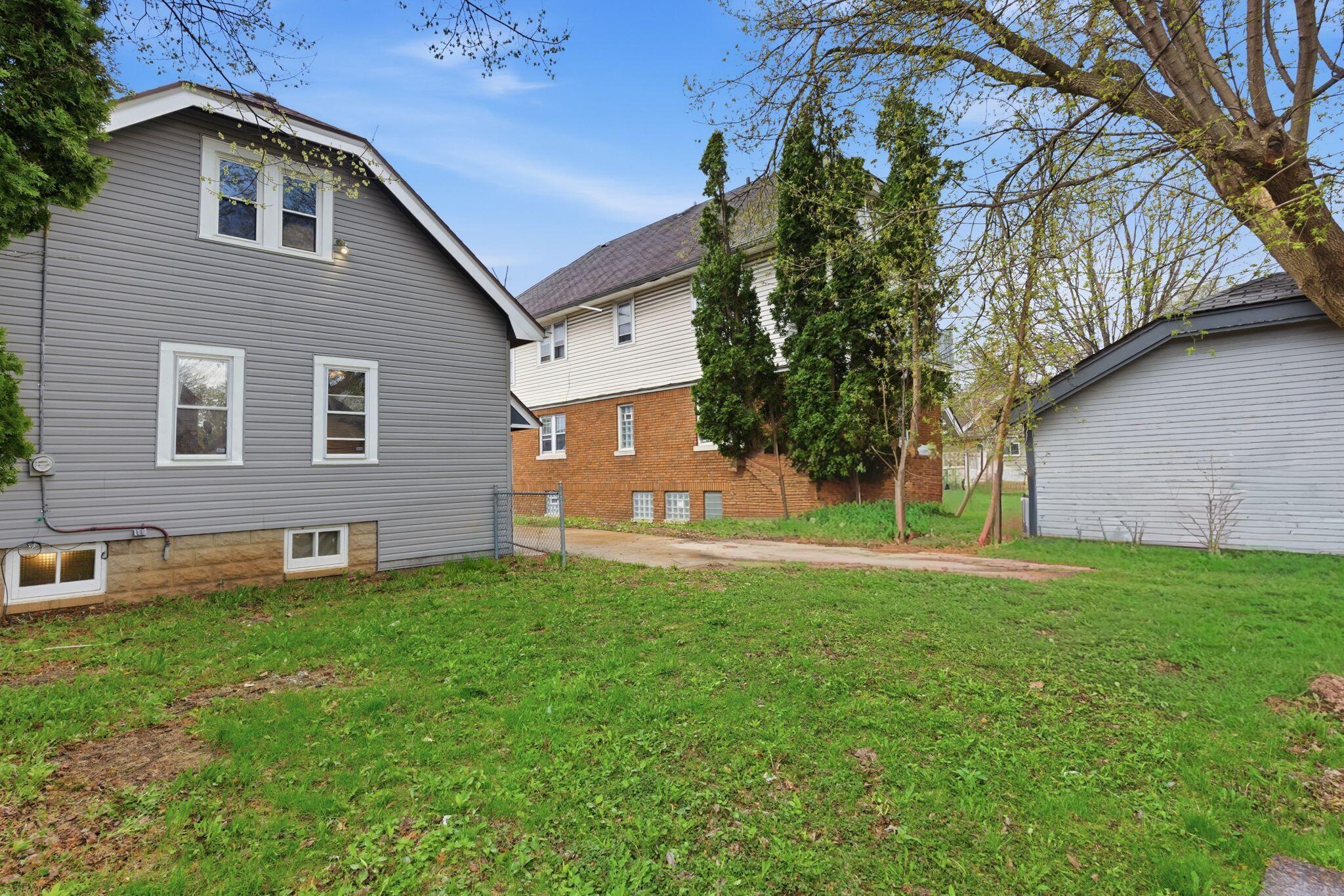 2909 North 55th Street Milwaukee, WI 53210 - Photo 31 of 31 Backyard