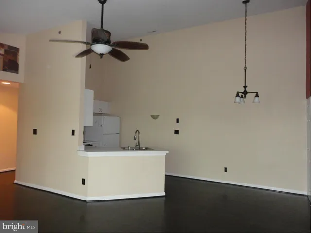 $1,575 | 9 Tintern Court, Unit 302, Lutherville-Timonium, MD 21093