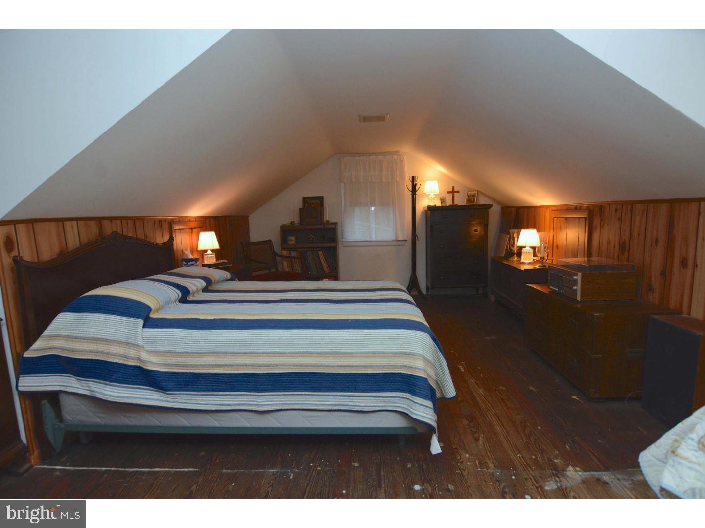 2403 Hill Road Reading, PA 19606 - Photo 9 of 15