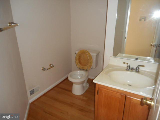 12221 Fletchertown Road Bowie, MD 20720 - Photo 6 of 10 Bath