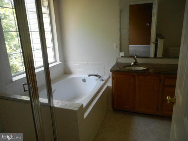 12221 Fletchertown Road Bowie, MD 20720 - Photo 7 of 10 Bath