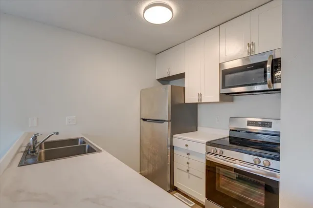 $240,000 | 521 East Bluff, Madison, WI 53704