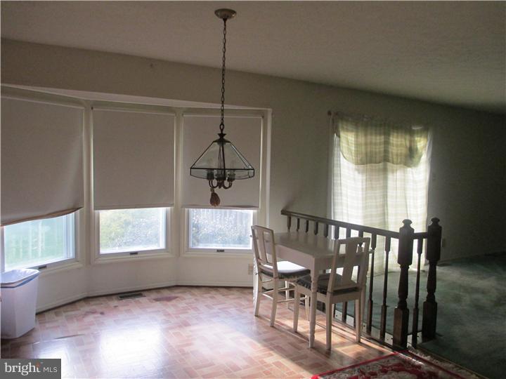 34 Glasgow Road Williamstown, NJ 08094 - Photo 10 of 21 Kitchen