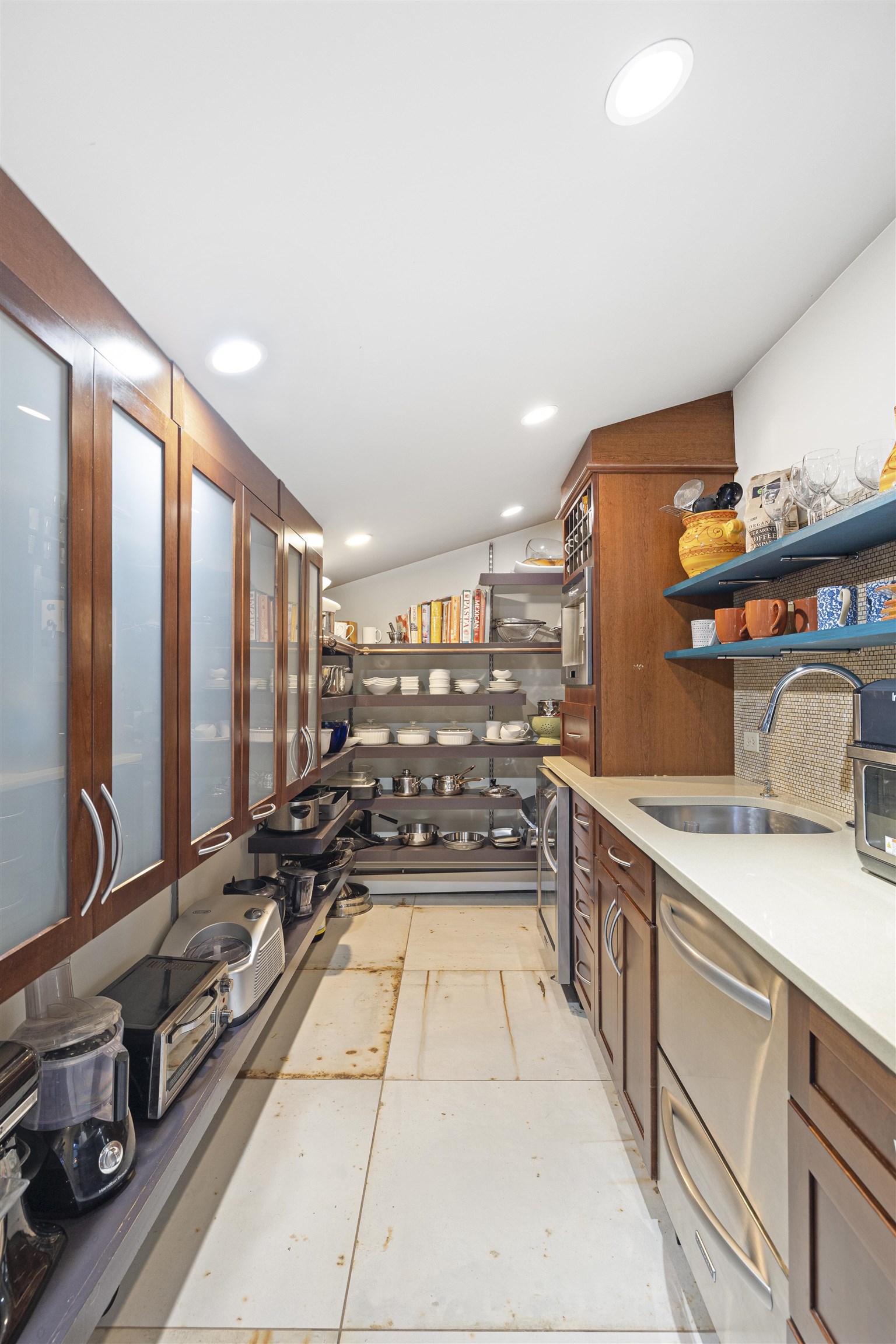 57 Woodhill Hooksett Road Bow, NH 03304 - Photo 12 of 40