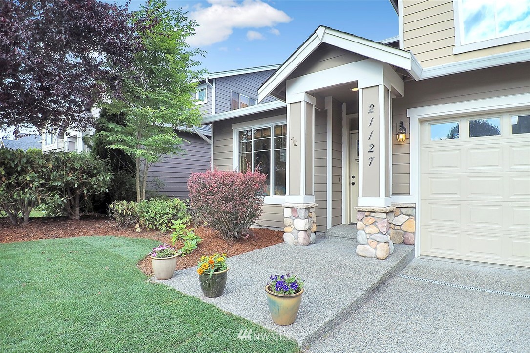 21127 1st Avenue West Bothell, WA 98021 - Photo 3 of 25