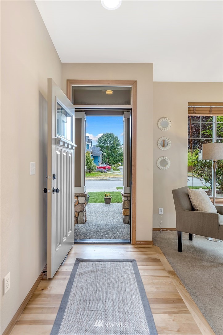 21127 1st Avenue West Bothell, WA 98021 - Photo 4 of 25