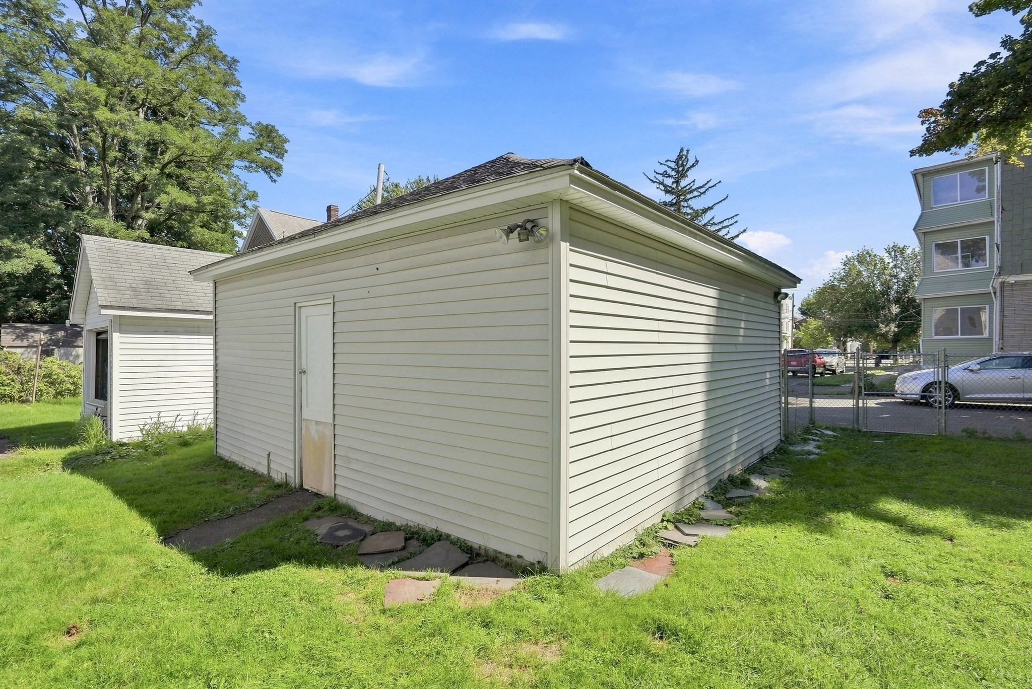 39 Bell Street Chicopee, MA 01013 - Photo 30 of 38 Gallery Image 30