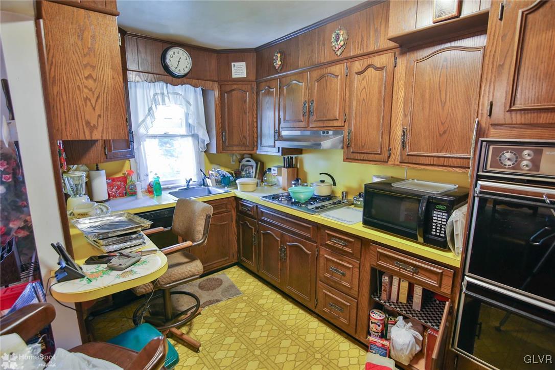 703 Spring Street Bethlehem, PA 18018 - Photo 11 of 28 Gallery Image 11
