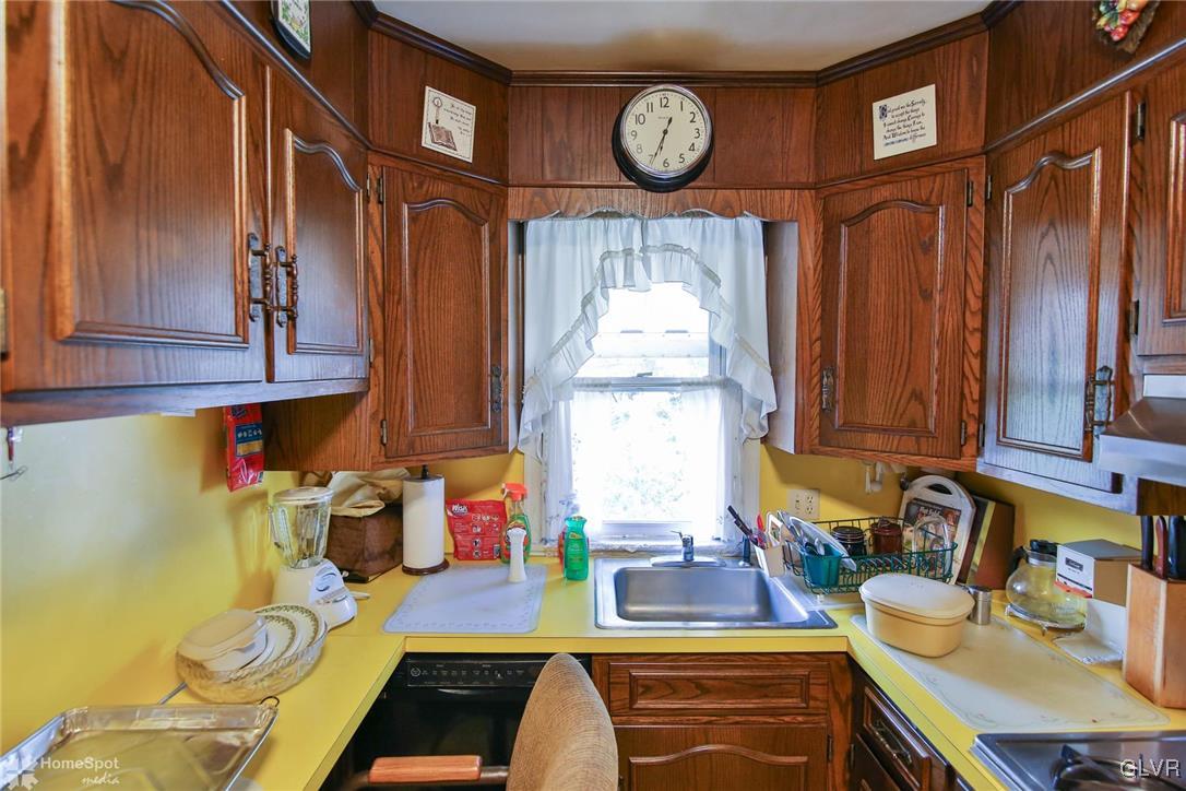 703 Spring Street Bethlehem, PA 18018 - Photo 13 of 28 Gallery Image 13