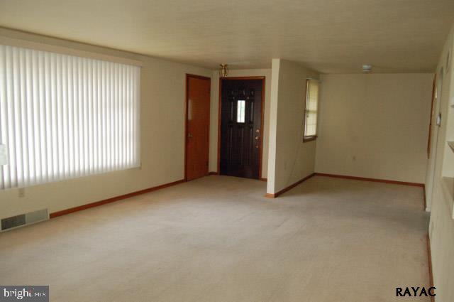 65 Ruel Avenue Hanover, PA 17331 - Photo 6 of 23