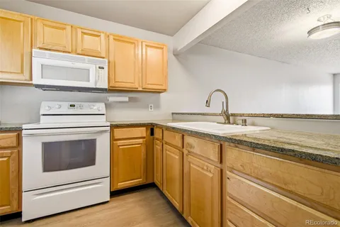 $475,000 | 9933 Fairwood Street, Littleton, CO 80125