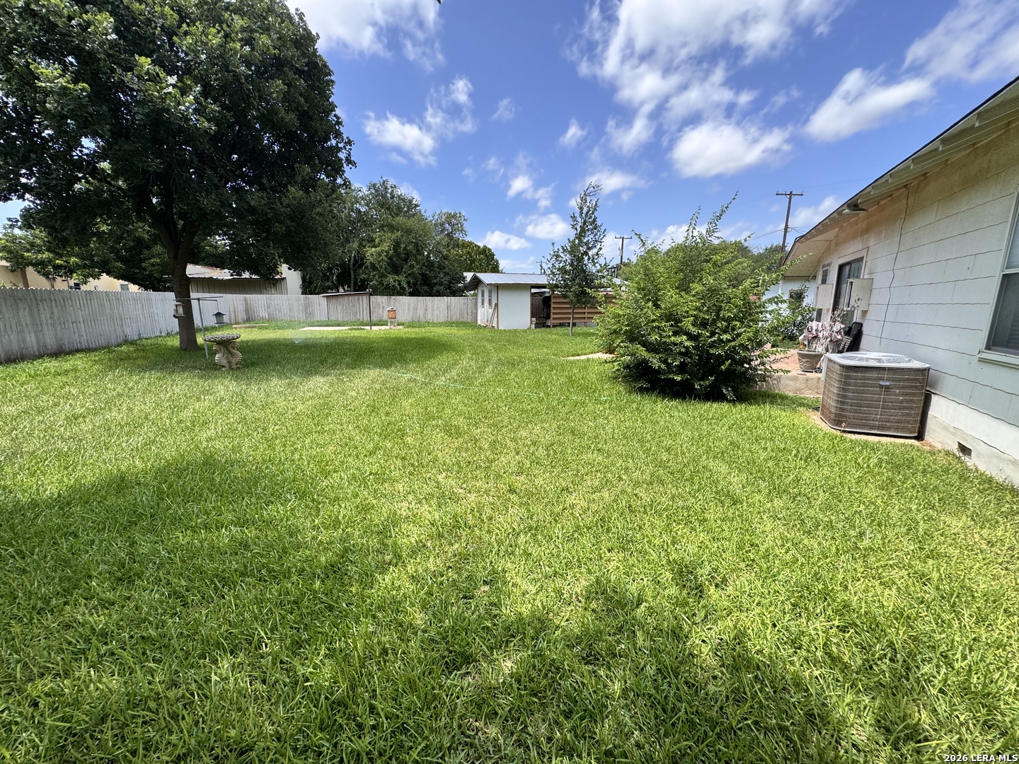 604 East Rio Grande Street Pearsall, TX 78061 - Photo 28 of 31