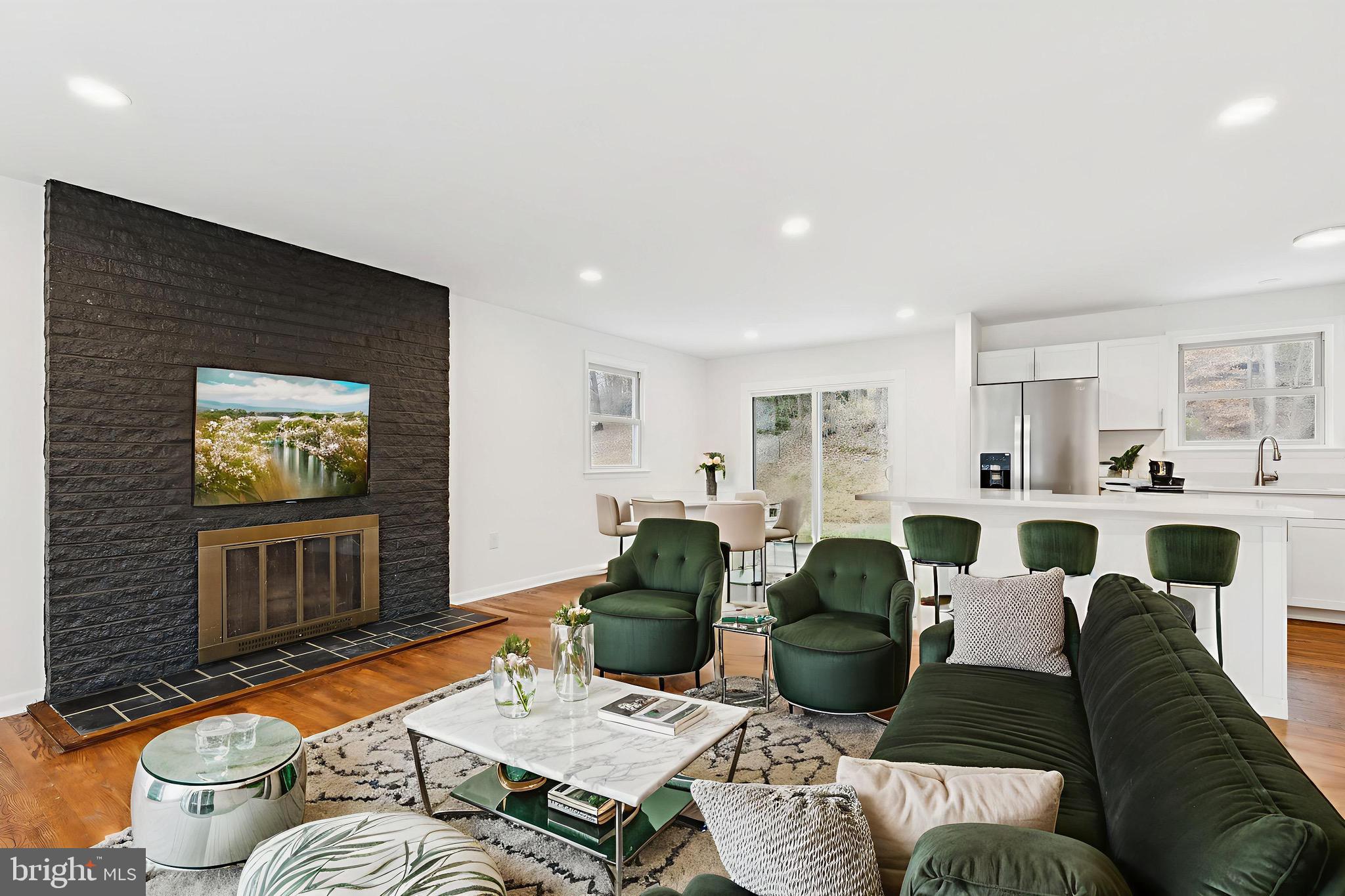 4704 Tamworth Court Temple Hills, MD 20748 - Photo 2 of 29