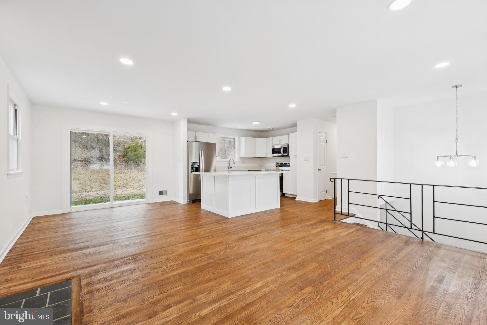 4704 Tamworth Court Temple Hills, MD 20748 - Photo 8 of 29