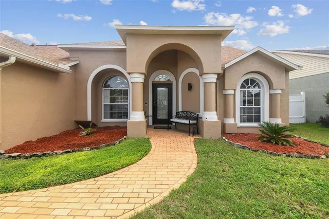 a view of entryway with a front door