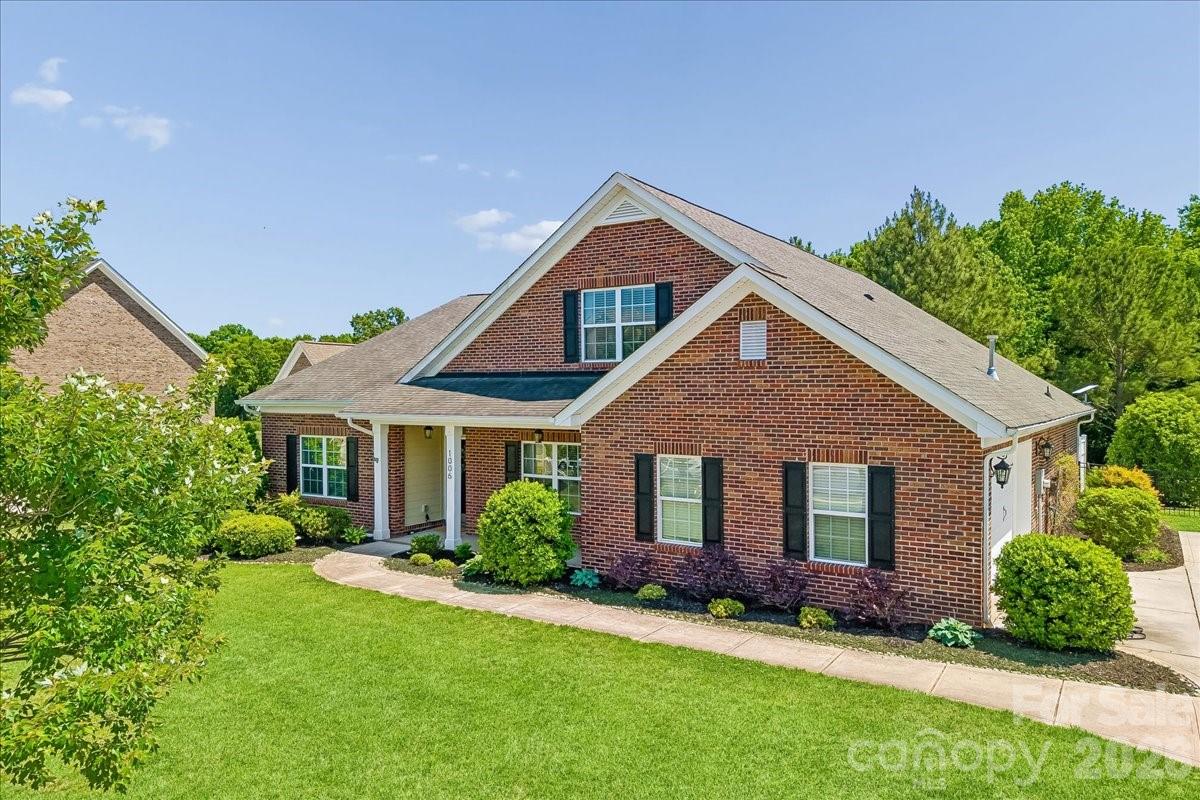 1006 Spring Rose Lane Matthews, NC 28104 - Photo 2 of 48