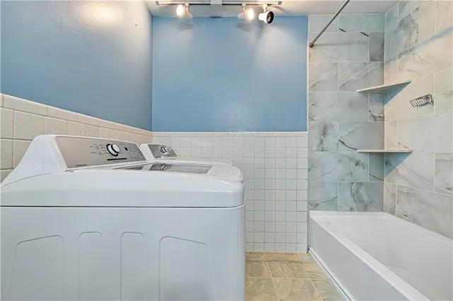 $225,000 | 1358 South Delaware, Independence, MO 64055