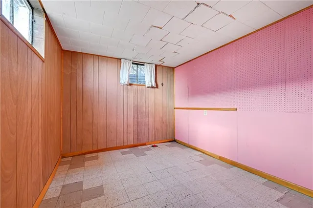 $225,000 | 1358 South Delaware, Independence, MO 64055