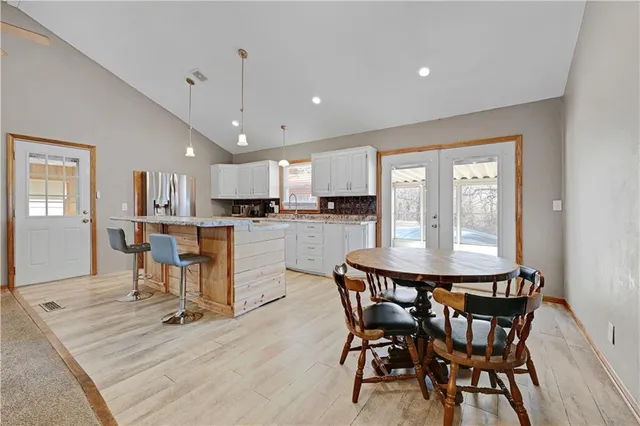 $225,000 | 1358 South Delaware, Independence, MO 64055