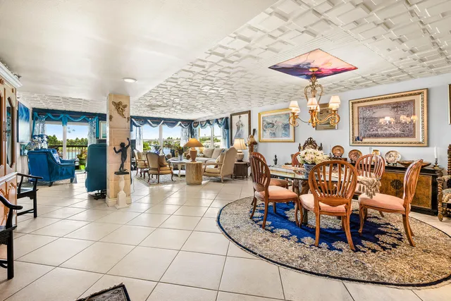 a dining room with lots of tables and chairs