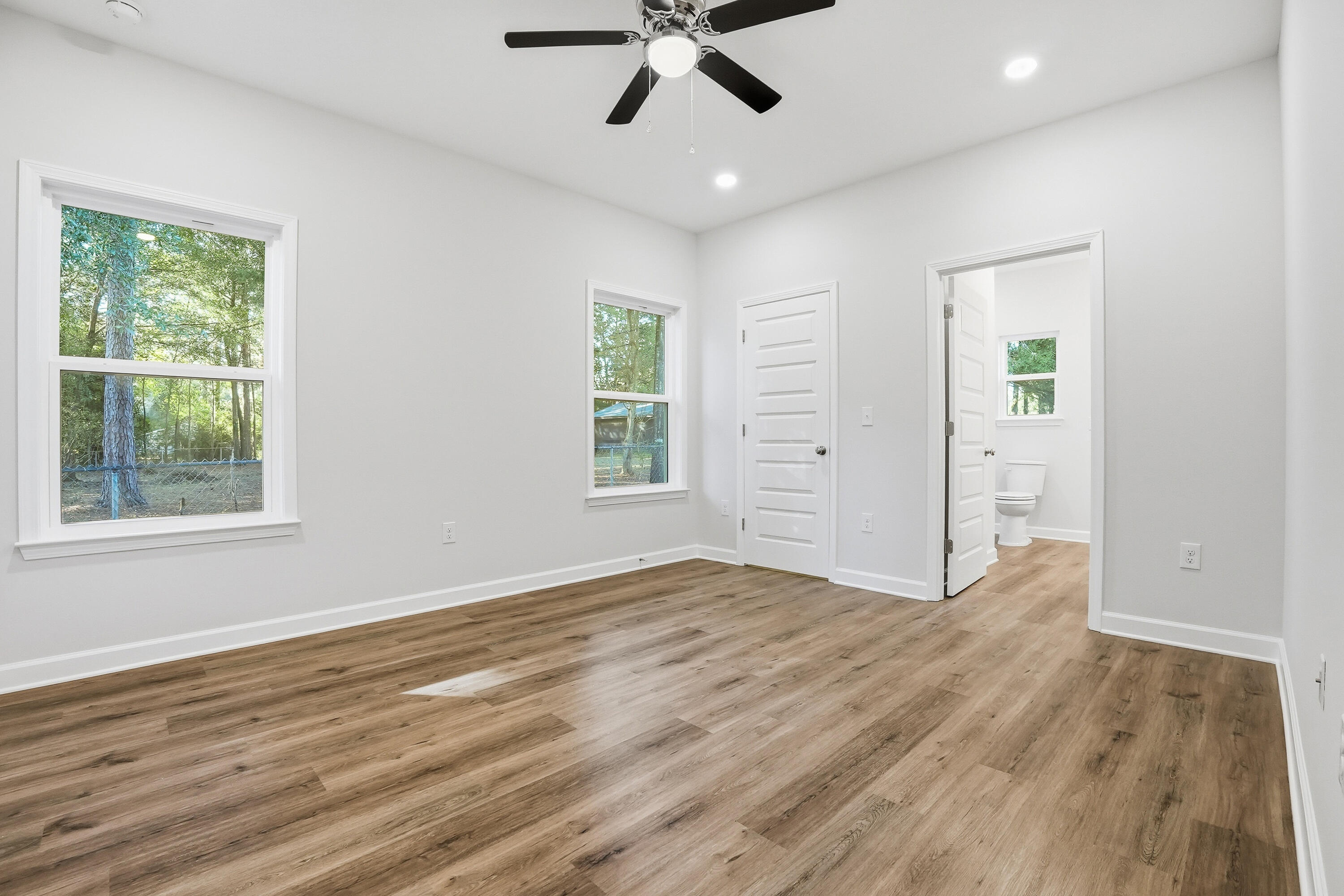 6192 Winstead Cove Crestview, FL 32539 - Photo 8 of 18 6192 winstead cv-23