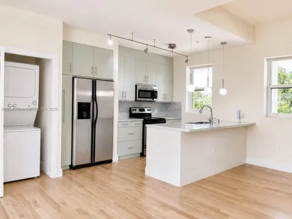 $2,975 | 6701 Biscayne Boulevard, Unit 201, Miami, FL 33138