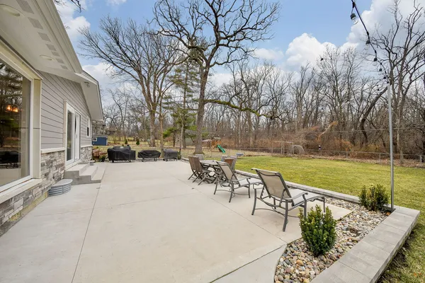 $565,000 | 3N556 Woodland Avenue, West Chicago, IL 60185