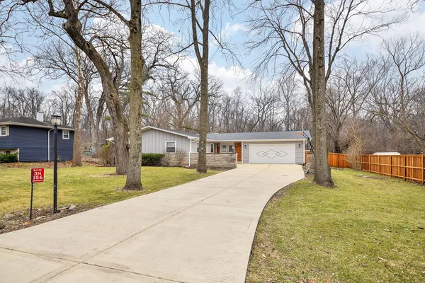 $565,000 | 3N556 Woodland Avenue, West Chicago, IL 60185