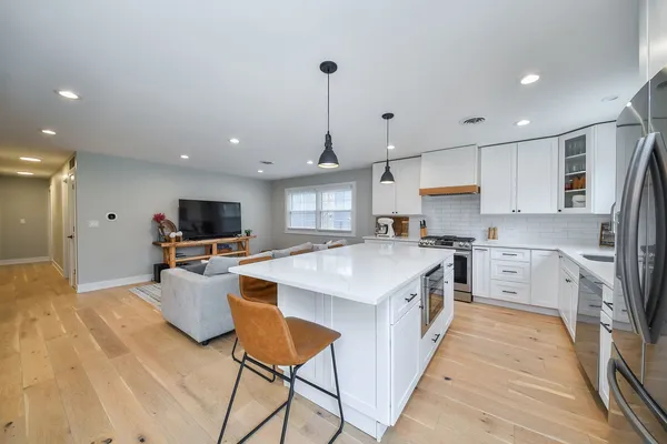 $565,000 | 3N556 Woodland Avenue, West Chicago, IL 60185