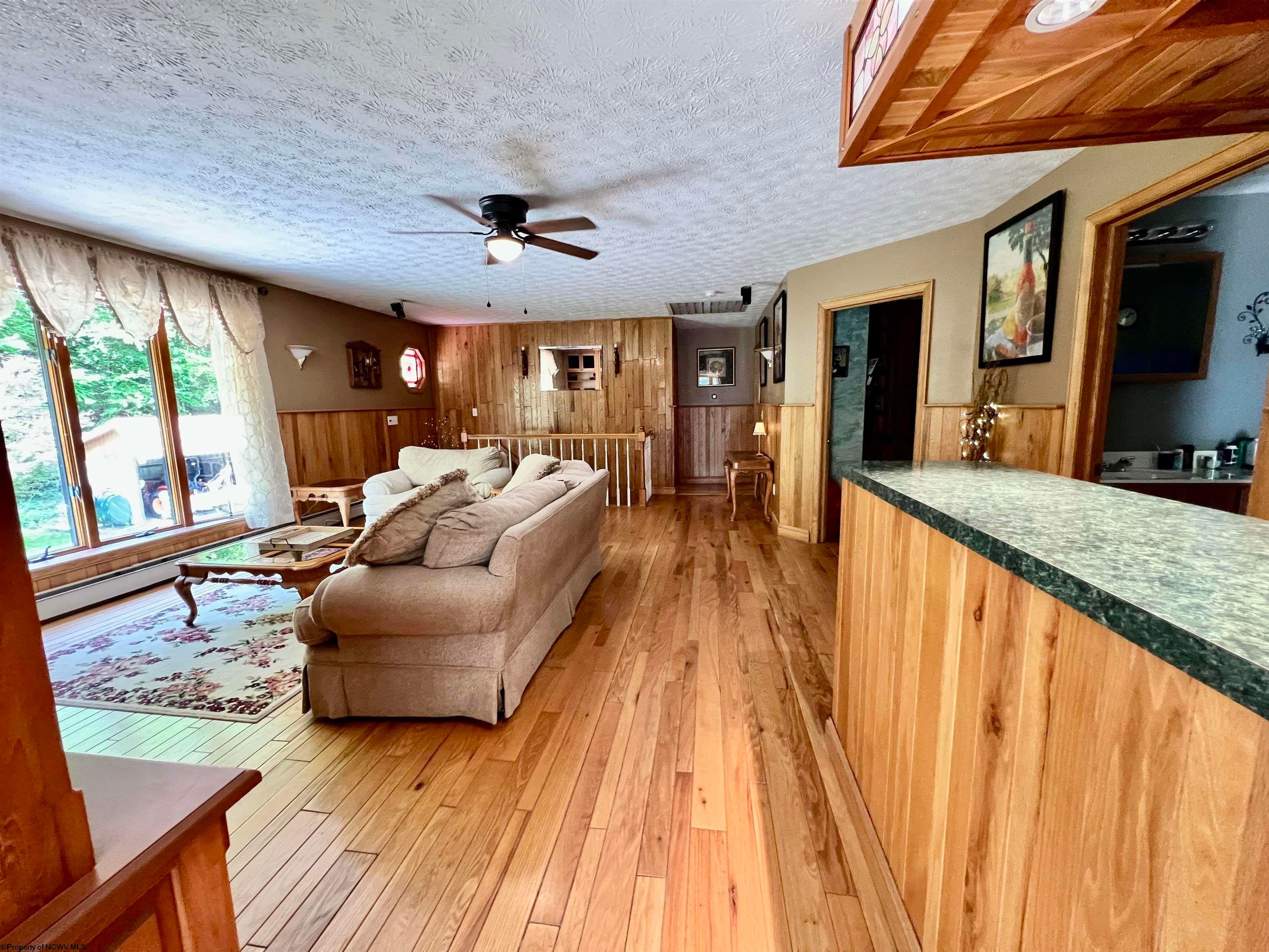 206 Roads End Road Parsons, WV 26287 - Photo 14 of 38 Gallery Image 14