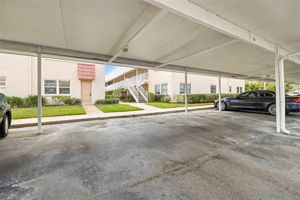 $145,000 | 10038 62nd Avenue North, Unit 1, St. Petersburg, FL 33708