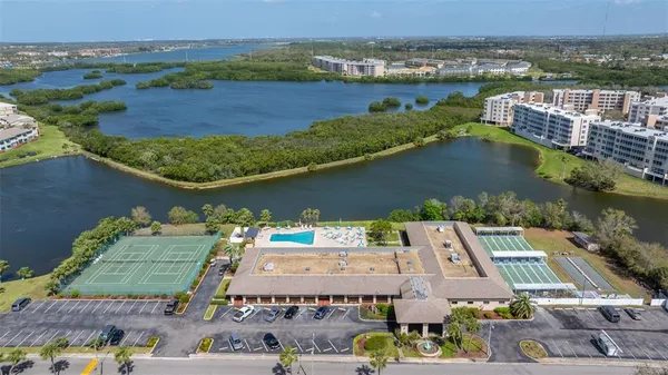 $145,000 | 10038 62nd Avenue North, Unit 1, St. Petersburg, FL 33708