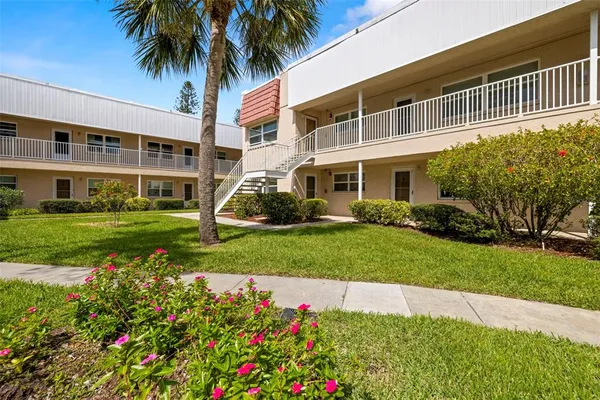 $145,000 | 10038 62nd Avenue North, Unit 1, St. Petersburg, FL 33708