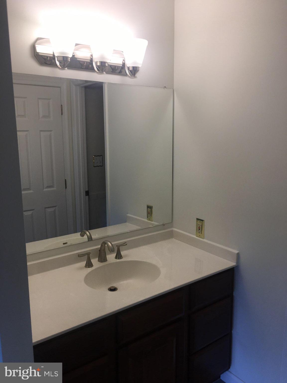 9840 Moyer Road Damascus, MD 20872 - Photo 7 of 20 Masterbath