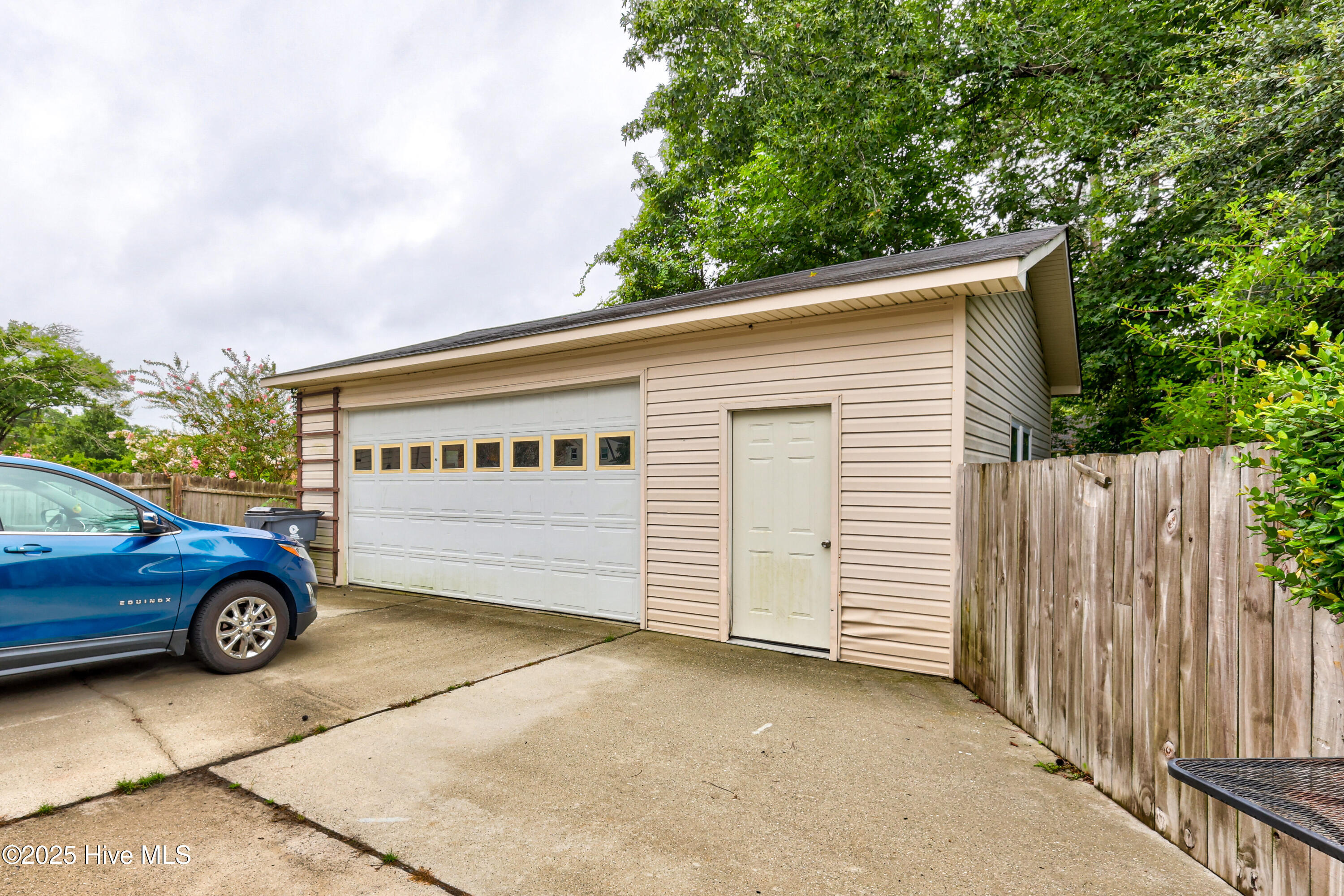 4418 Dewberry Road Wilmington, NC 28405 - Photo 34 of 37 4418 Dewberry Rd-print-036-007-Detached