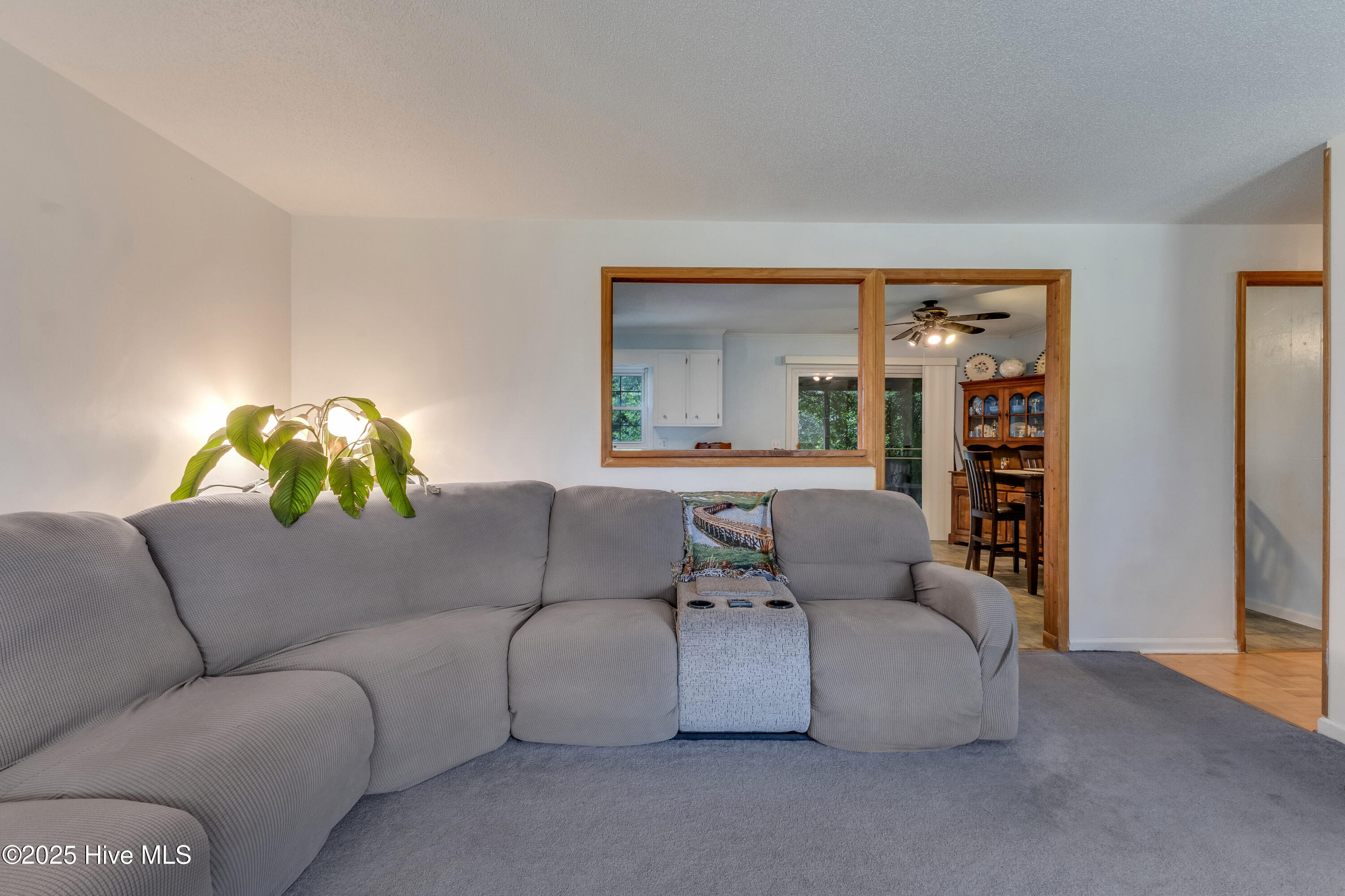 4418 Dewberry Road Wilmington, NC 28405 - Photo 7 of 37 4418 Dewberry Rd-print-009-010-Living Ro