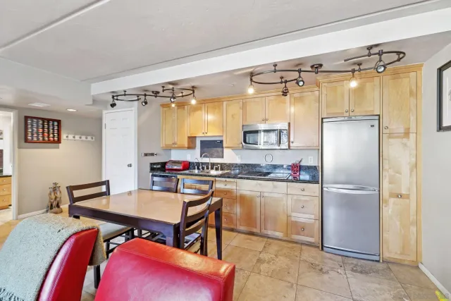 $398,500 | 1333 Eighth Avenue, Unit 407, San Diego, CA 92101