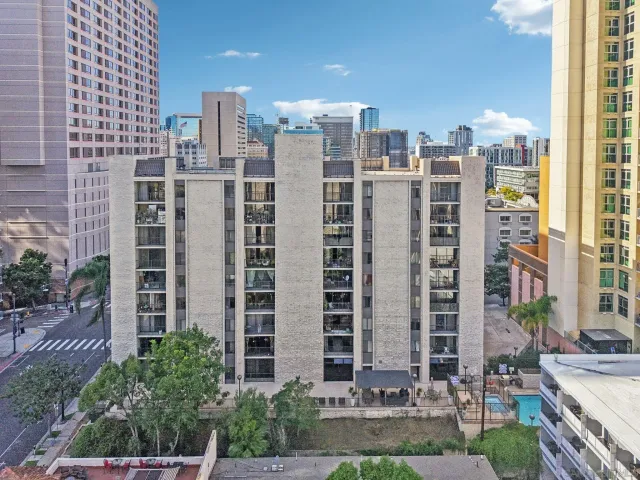 $398,500 | 1333 Eighth Avenue, Unit 407, San Diego, CA 92101